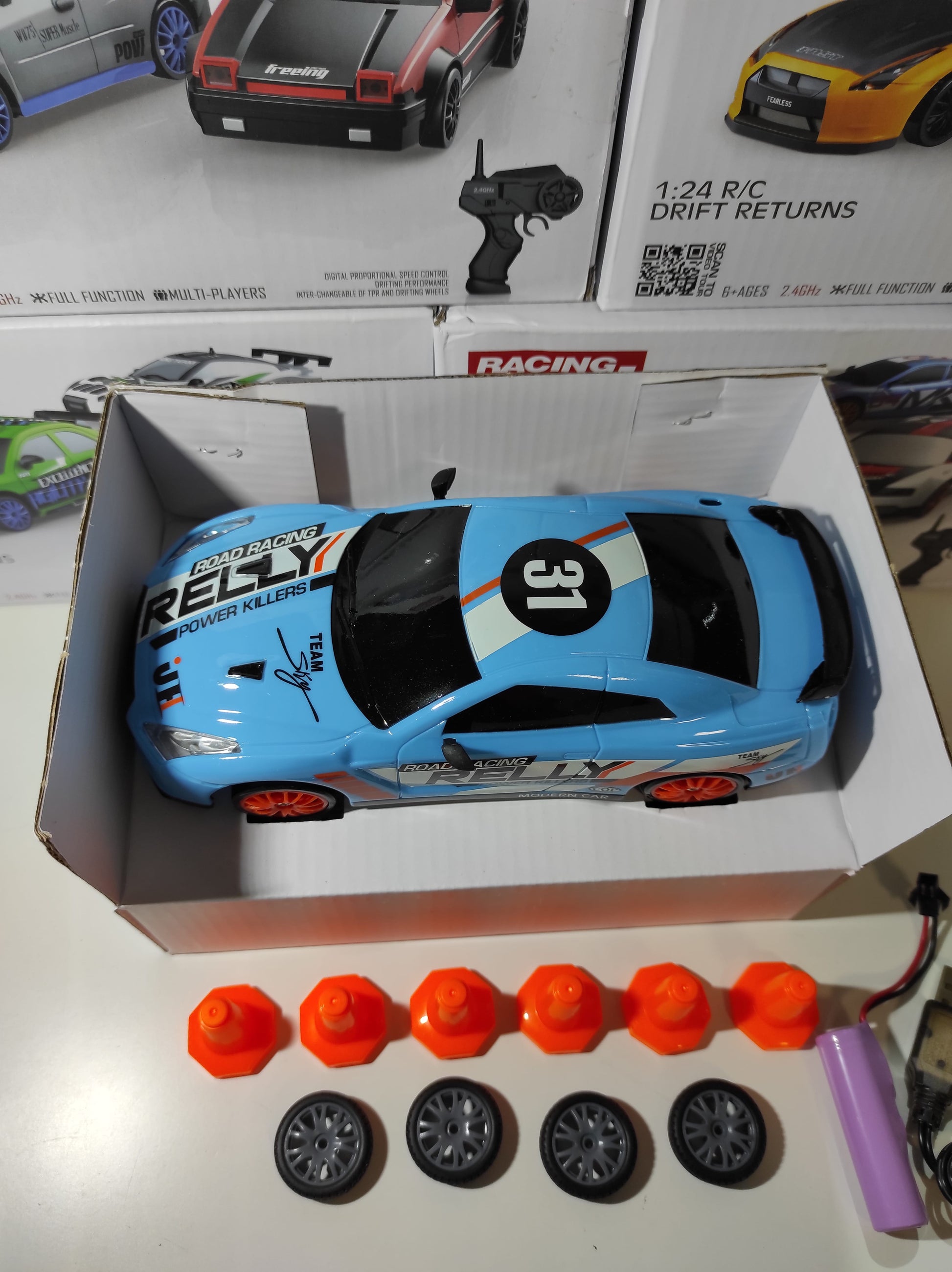 Coche teledirigido drift 1:24 GTR - additional image 8